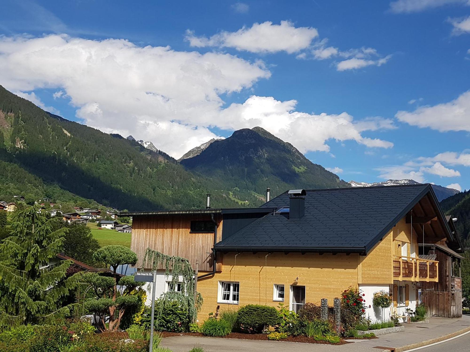 Haus Idili Sankt Gallenkirch Exterior foto